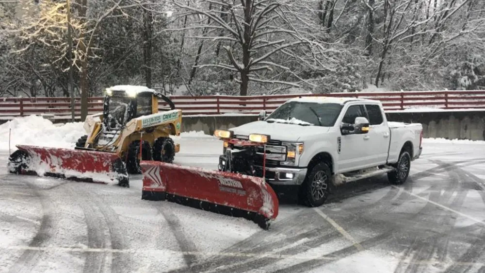 Local outdoor landscaping experts serving Edgewater, MD - Crew Cut Enterprises