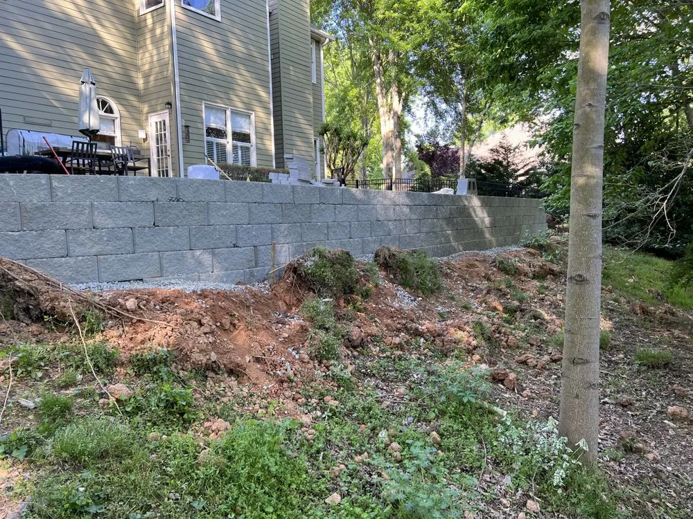 Local lawn care service in Gainesville, GA by Crew Cuts