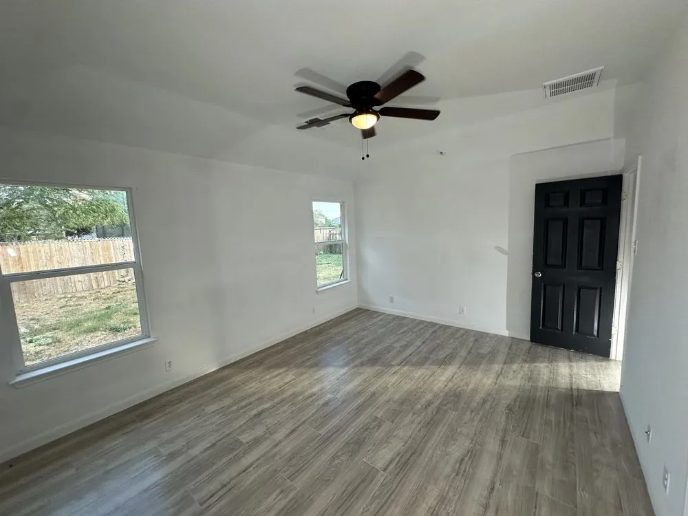 Reliable residential landscaping in Kyle, TX - Crewcut