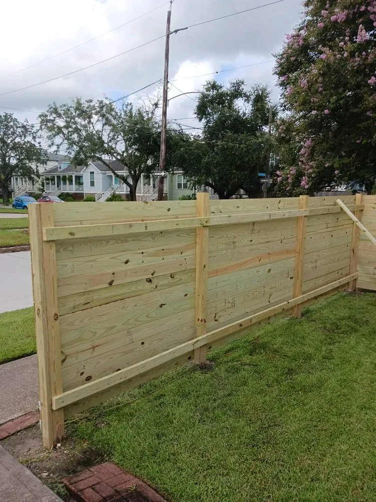 Affordable outdoor landscaping in Terrytown, LA - Cricket Lawn Care Services