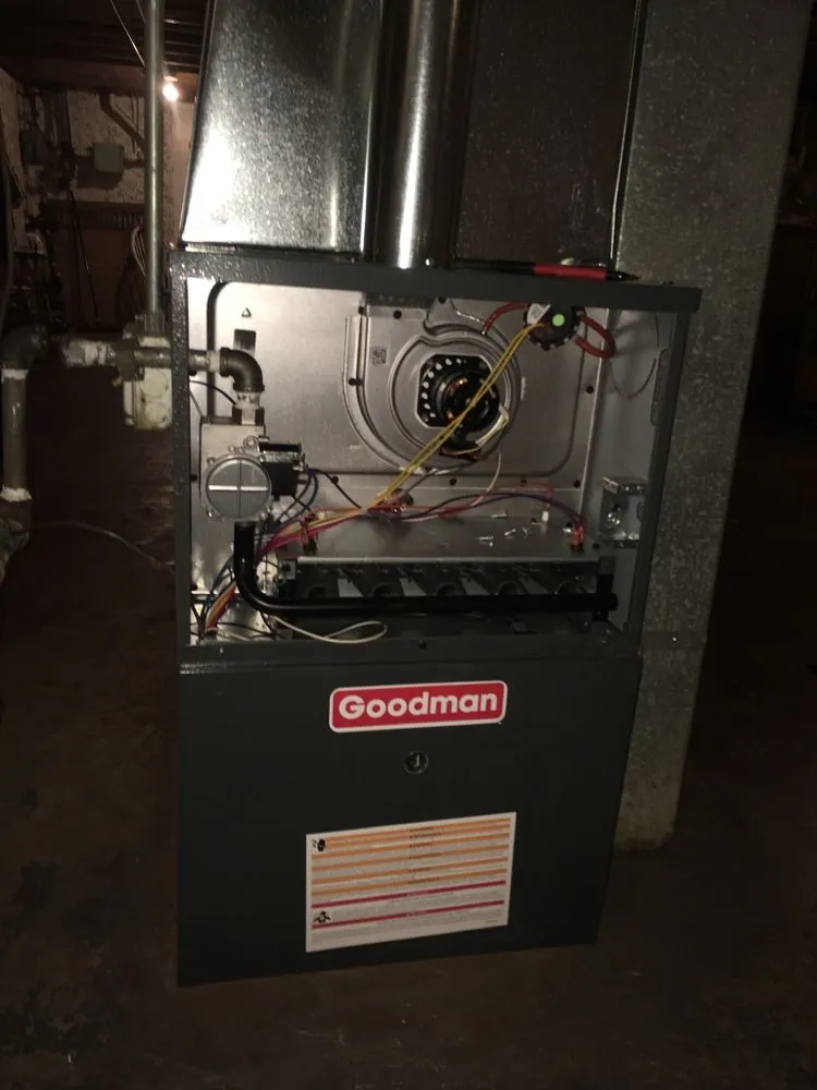 Reliable lawn care service in Maywood, IL - Crily's Earth Services