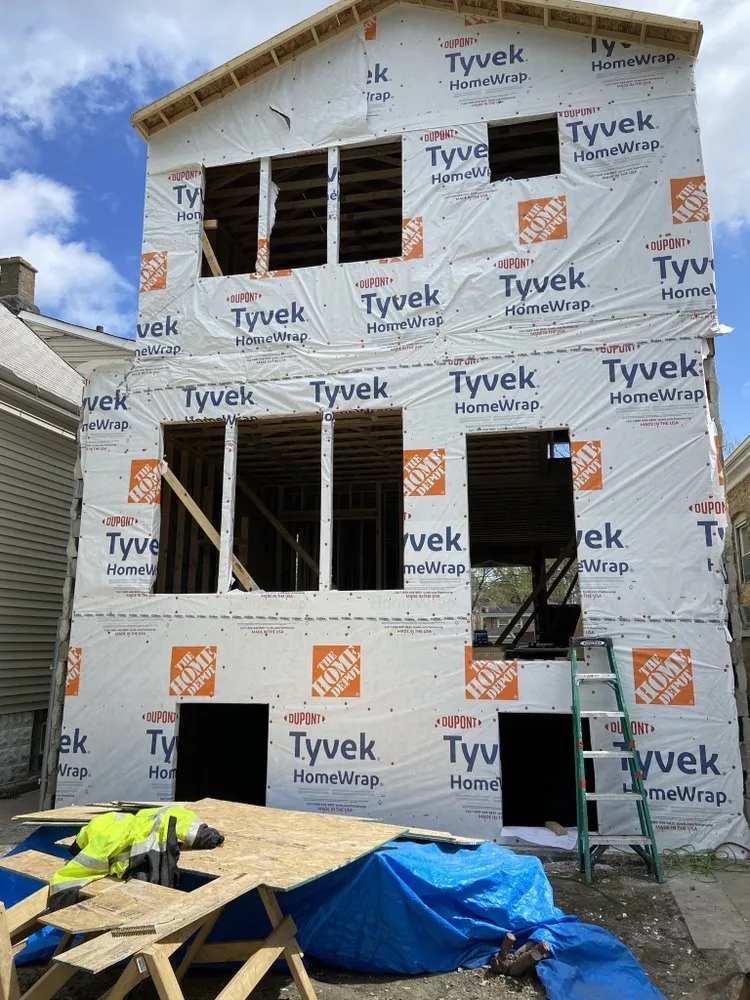 Reliable yard maintenance for year-round maintenance across Maywood, IL - Crily's Earth Services