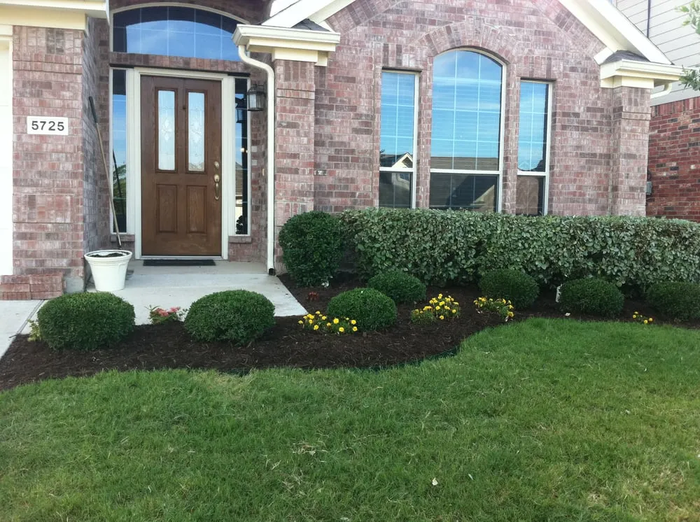 Reliable outdoor landscaping experts serving Azle, TX - Crimson Lawn Care & Landscaping