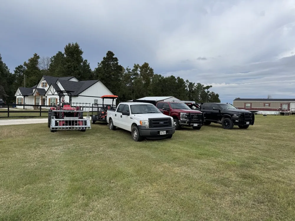 Top-rated landscape design with custom design in Onalaska, TX by Crimson