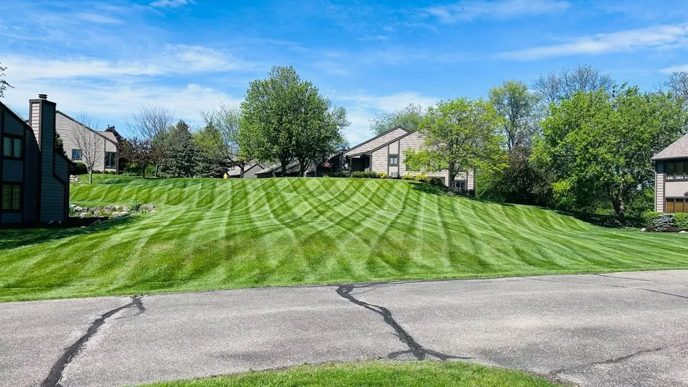 Reliable outdoor landscaping experts serving Rockford, IL - Crimson Valley Landscaping