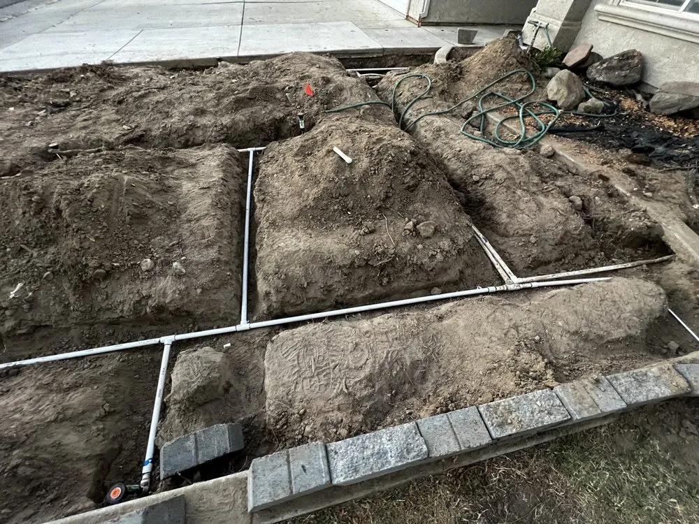 Custom yard cleanup service in Atwater, CA by Cris A Lawn Service