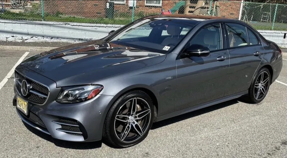 Top-rated lawn mowing service experts serving Cliffside Park, NJ - Crispy Clean Contracting