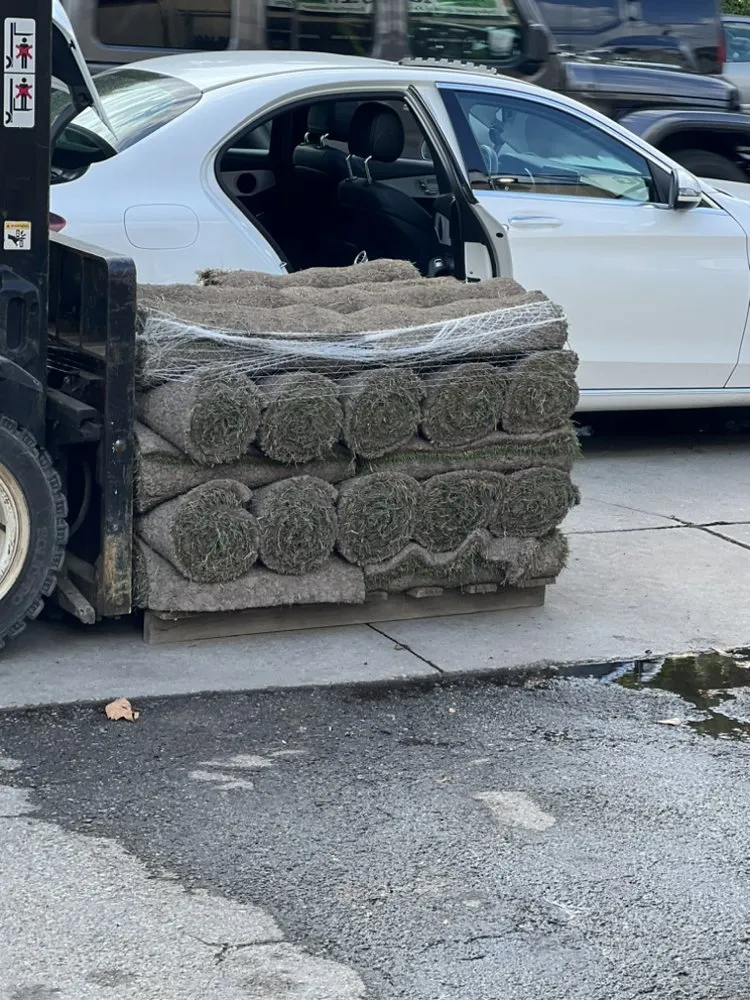 Custom residential landscaping in Cliffside Park, NJ - Crispy Clean Contracting