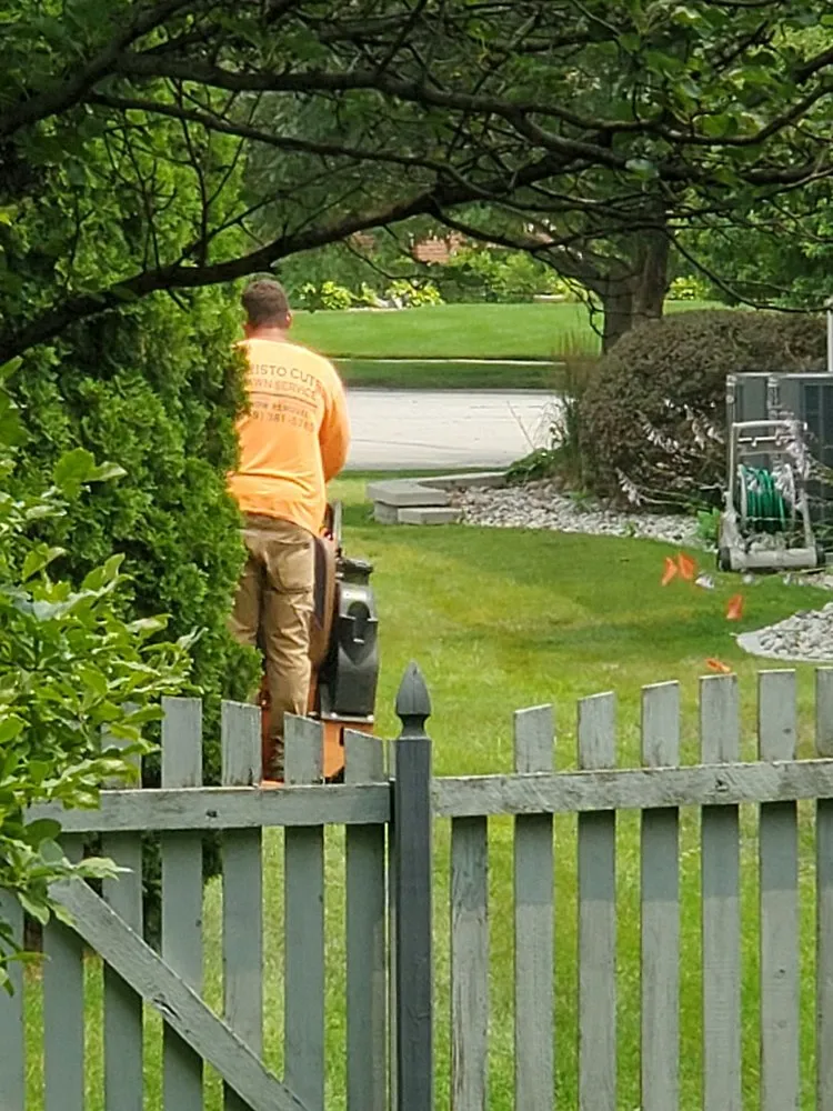 Top-rated landscape design in Munster, IN - Cristo Cuts