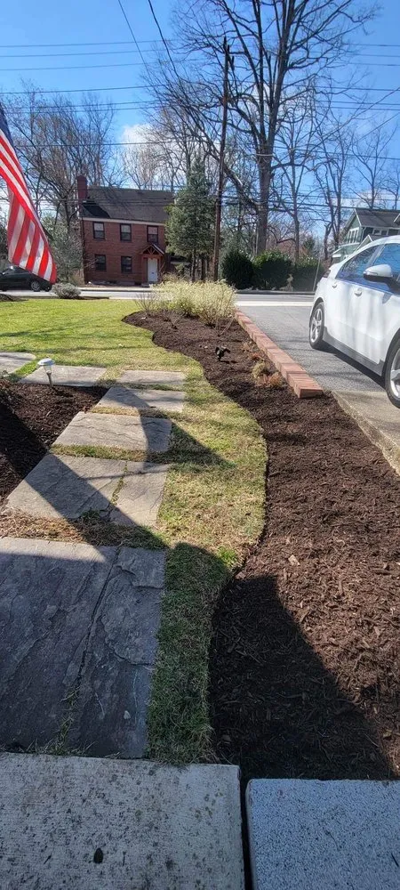 Expert landscaping services experts serving Pimmit, VA - Cristobal Lawncare