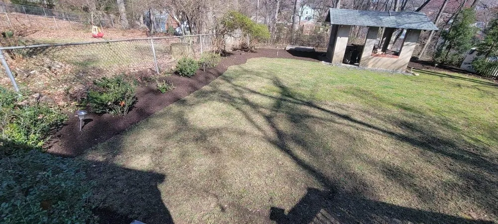 Reliable lawn care service in Pimmit, VA - Cristobal Lawncare