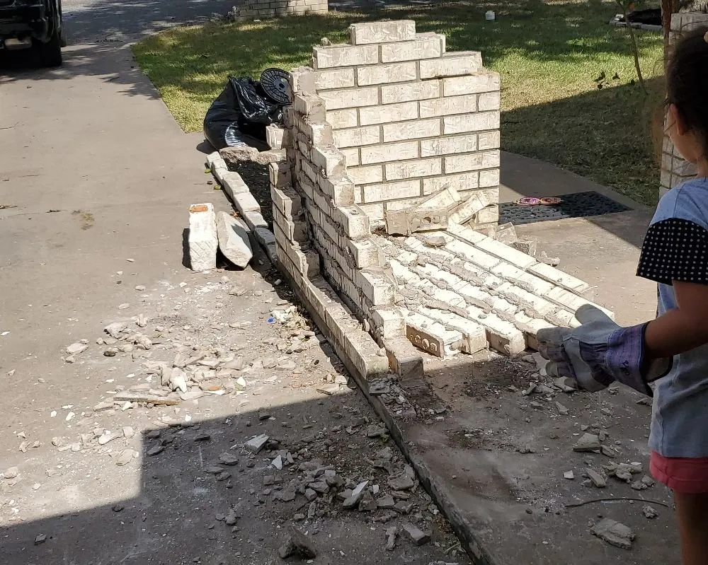 Top-rated landscape installation in Taylor, TX by Critchfield Lawn Service