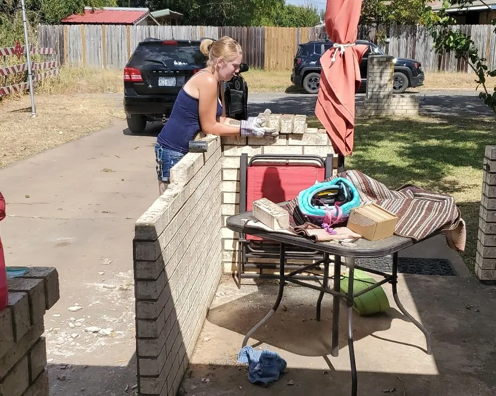 Custom lawn mowing service in Taylor, TX - Critchfield Lawn Service