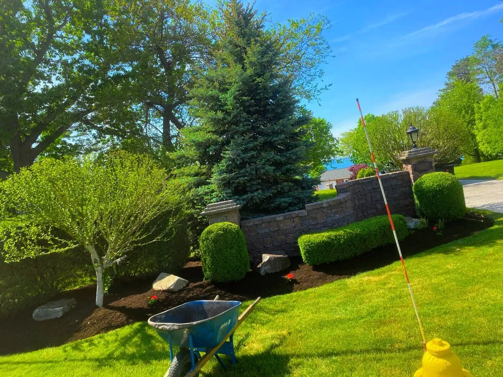 Reliable yard maintenance experts serving Irving, NY - Crofty’s Custom Designes