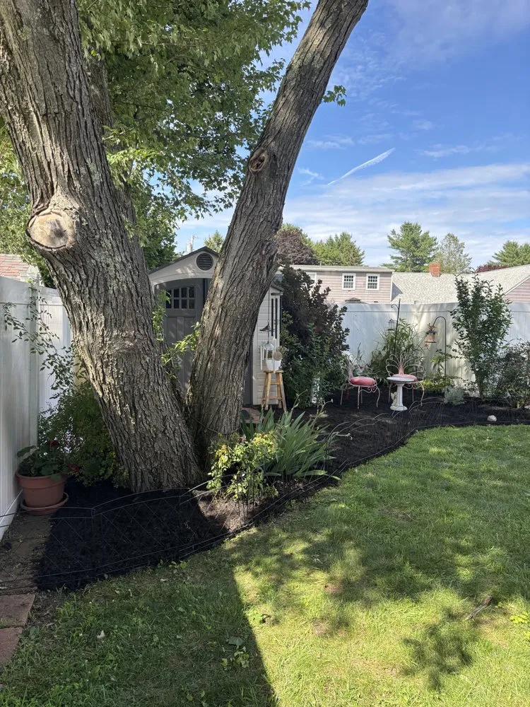 Affordable lawn care service for residential properties across Cranston, RI - Crofwell Landscaping