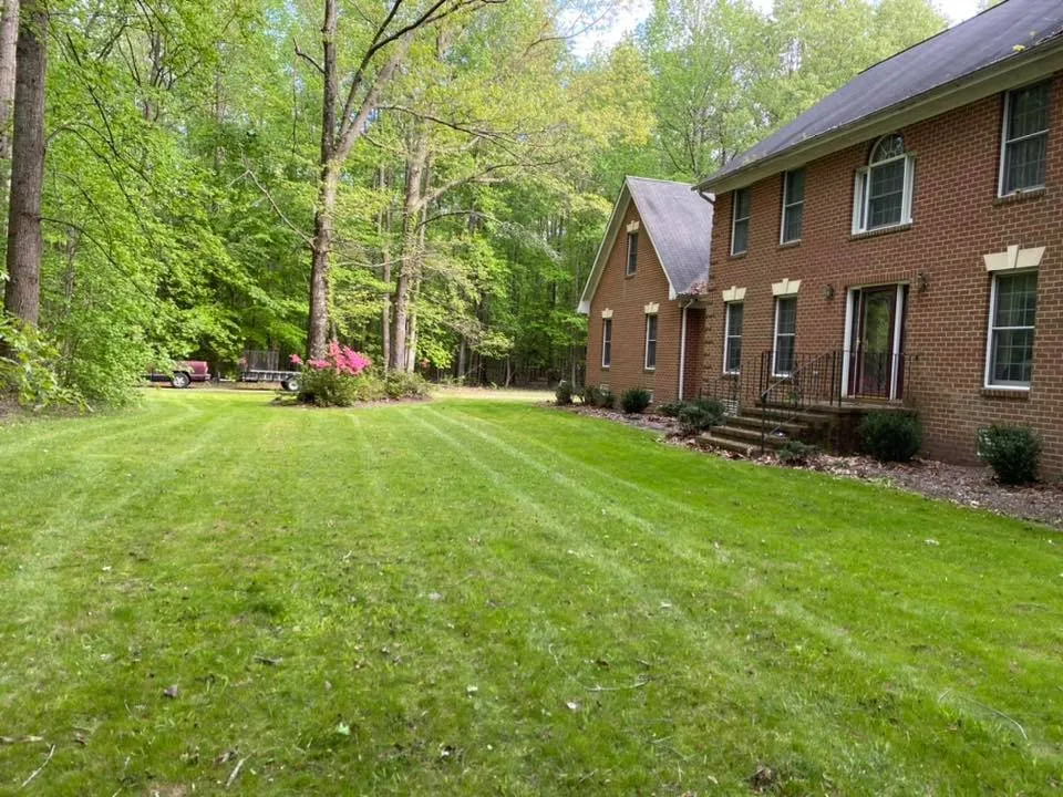 Affordable lawn mowing service with custom design across Hopewell, VA - Crone's Lawn Service