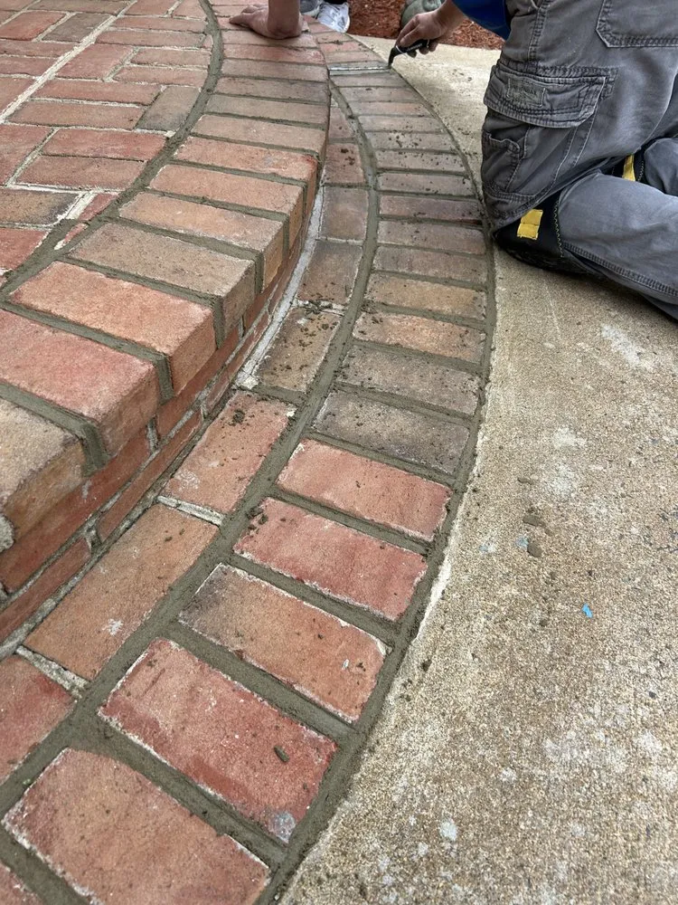 Top-rated landscape installation for homes in Leesburg, VA by Crooked Creek