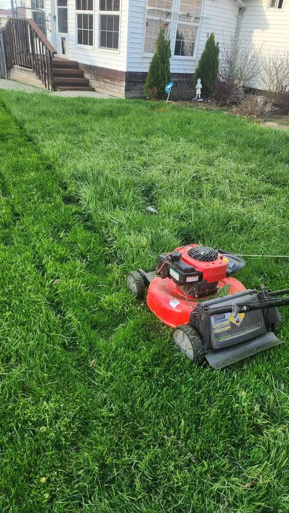 Trusted yard cleanup service in Ontario, OH - Crose’s Clean Cuts