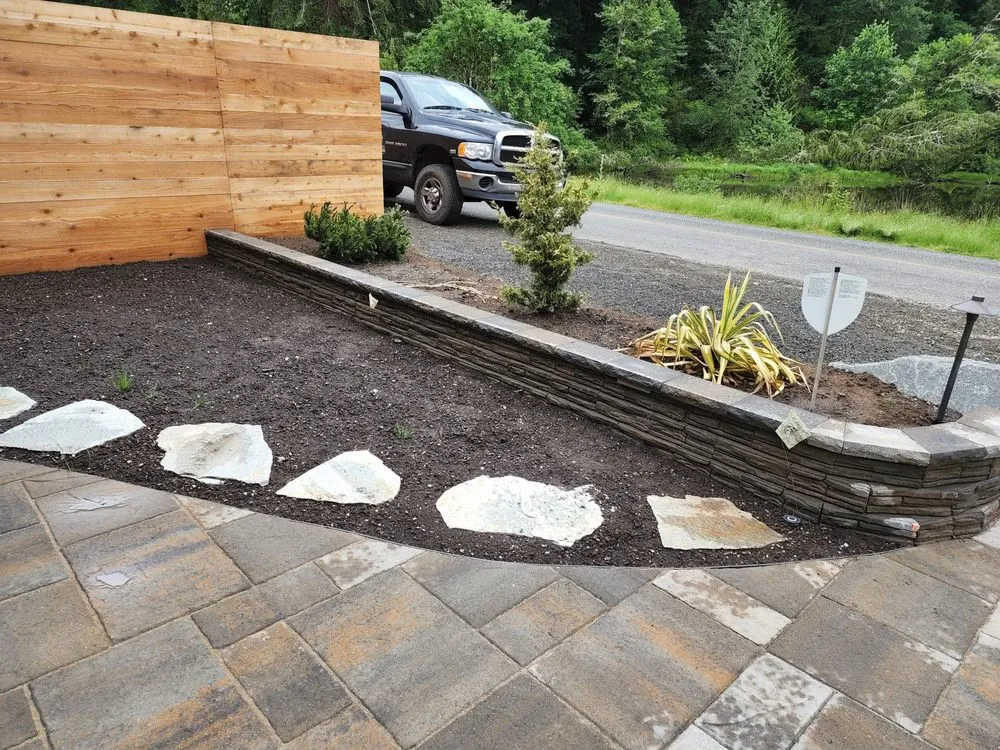 Top-rated outdoor landscaping for beautiful yards across Chehalis, WA - Cross Brothers Services