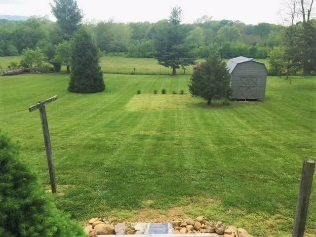 Reliable lawn care service for beautiful yards in Stuarts Draft, VA by Cross Patterns Lawn Care