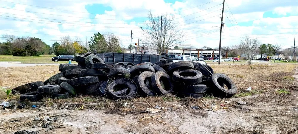 Professional lawn mowing service in Houston, TX - Cross States Landscape