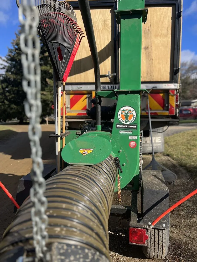 Professional lawn care service in Shelby Township, MI by Crosscut Lawncare and Landscaping