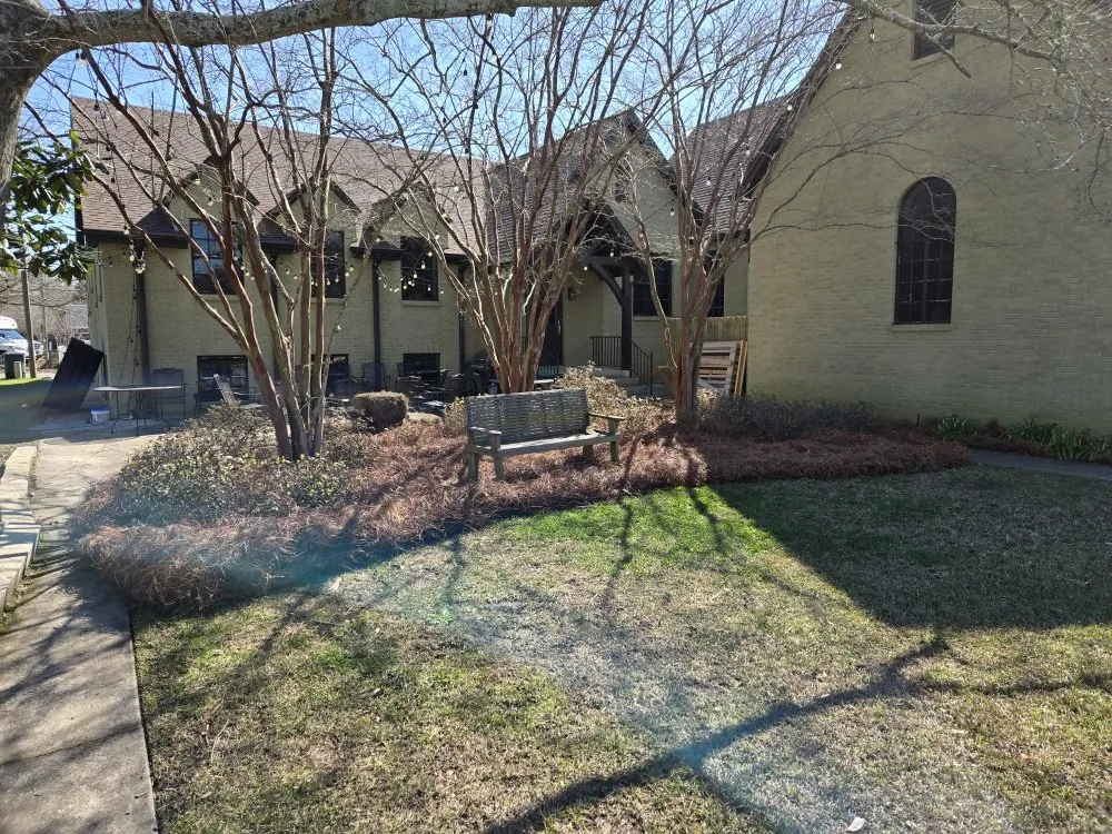 Custom lawn care service in Foley, AL by Crossover Lawn Care