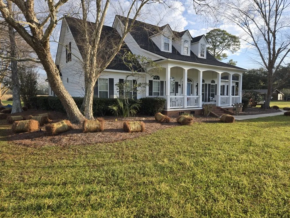 Reliable lawn mowing service in Foley, AL by Crossover Lawn Care