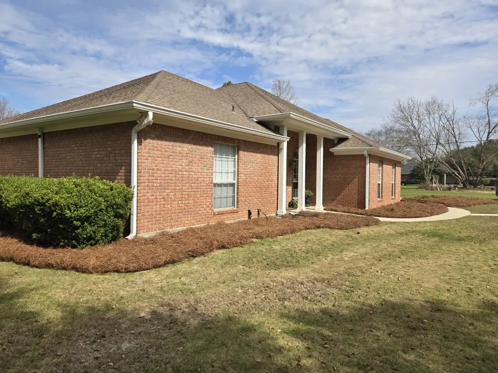 Affordable lawn care service for beautiful yards across Foley, AL - Crossover Lawn Care