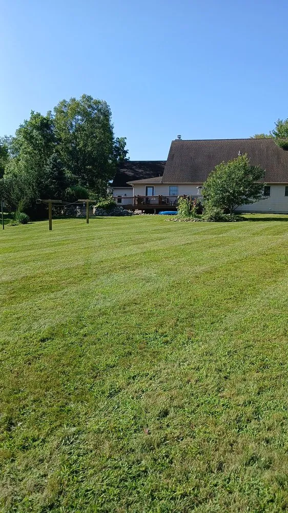 Local outdoor landscaping for homes across Hastings, MI - Crouch's Cutting