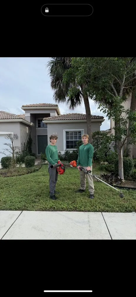 Trusted lawn care service for beautiful yards in Coconut Creek, FL by Crouse lawn services