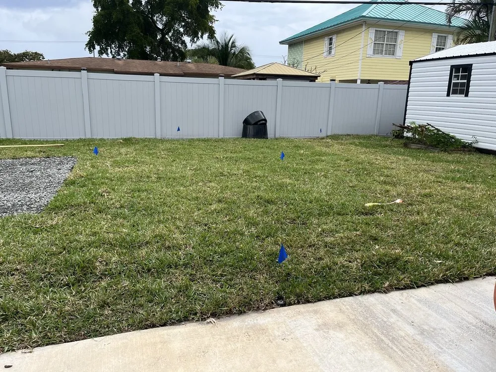 Affordable yard cleanup service with custom design in Coconut Creek, FL by Crouse lawn services