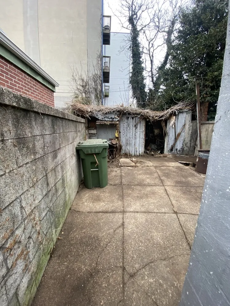 Trusted yard cleanup service in Essex, MD - Crow Truck’s Hauling