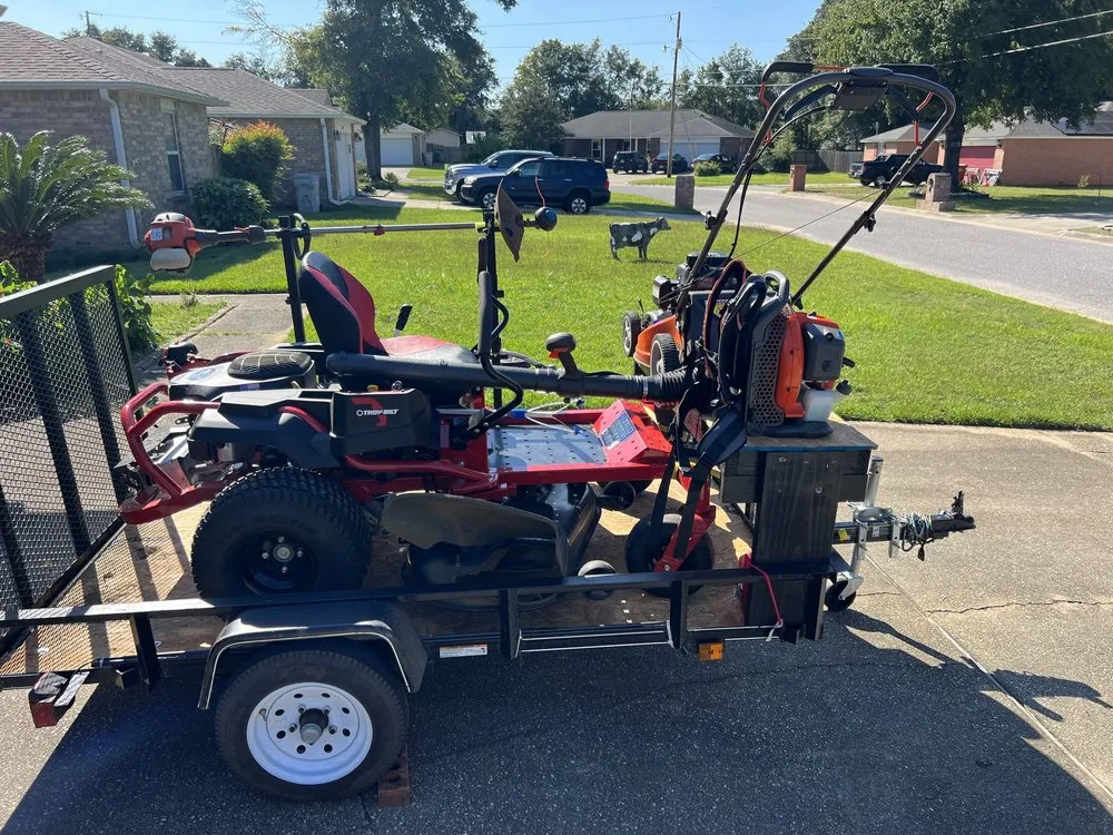 Expert garden landscaping near you in Gulf Breeze, FL by Crown And Thorns Lawn Care Services