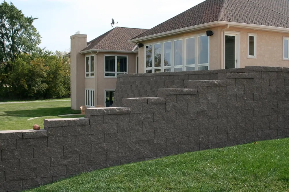 Local lawn mowing service experts serving American Canyon, CA - Crown Landscape Contractors