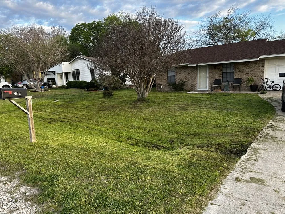 Reliable lawn care service experts serving Ponder, TX - Crown landscaping