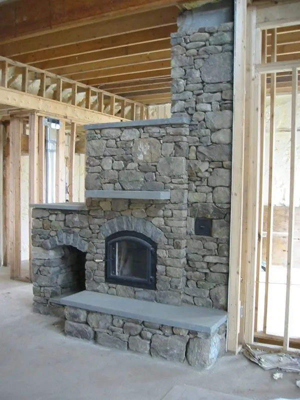 Expert garden landscaping experts serving Caledonia, MI - Crown Masonry & Design