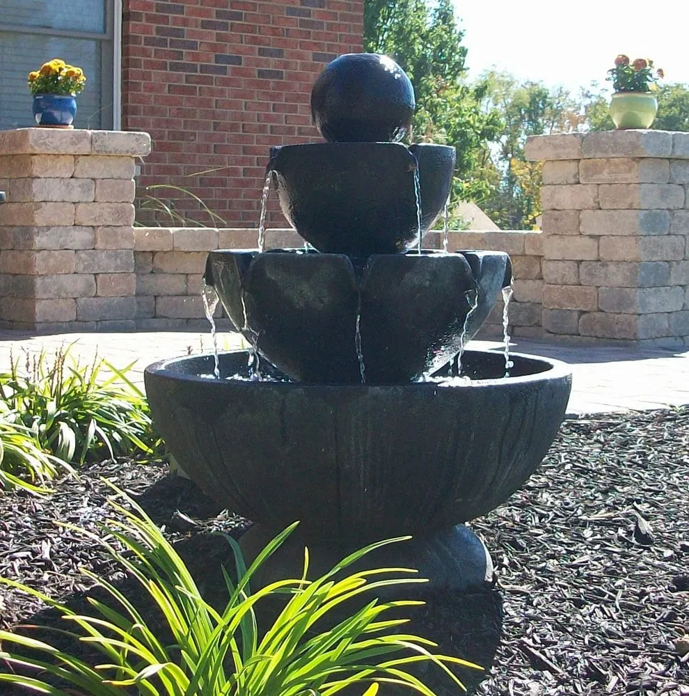 Custom yard cleanup service with custom design across Florence, KY - Cru Cutters