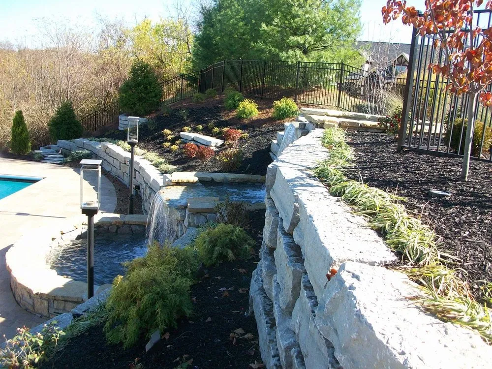 Affordable lawn mowing service in Florence, KY - Cru Cutters