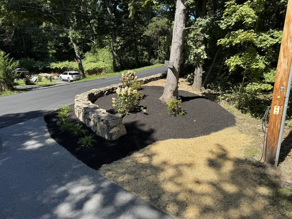 Professional outdoor landscaping in Poughkeepsie, NY - Cruger Contracting