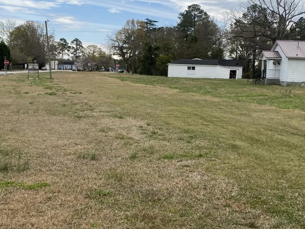 Trusted residential landscaping experts serving Fayetteville, NC - Crump & Sons