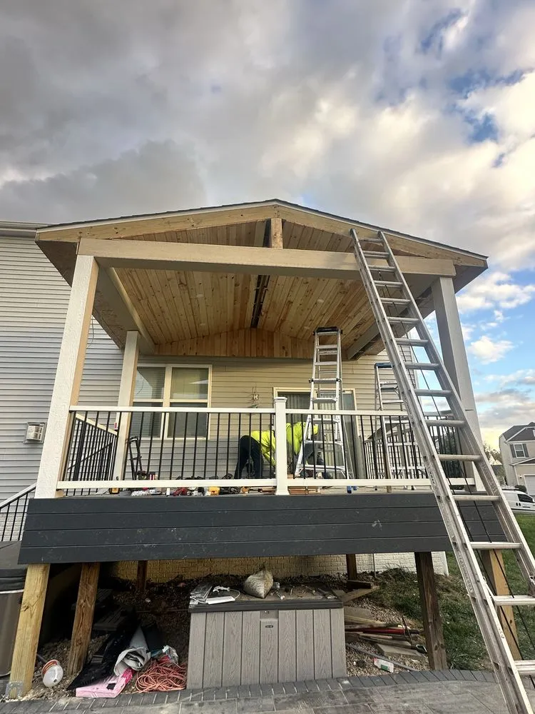 Custom landscape installation experts serving Columbus, OH - Cruz & Company