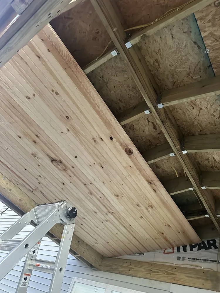 Local residential landscaping with custom design in Columbus, OH by Cruz & Company