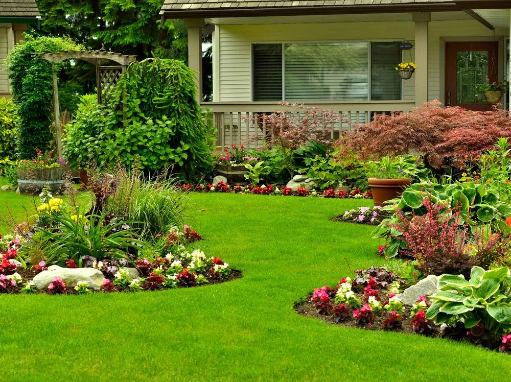 Reliable residential landscaping experts serving Huntington Station, NY - Cruz Canas Landscaping and Remodeling