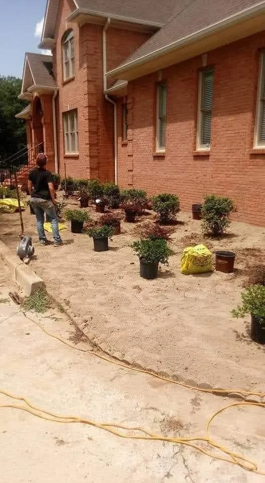 Custom residential landscaping in Pell City, AL - Cruz Construction & Do It All Services