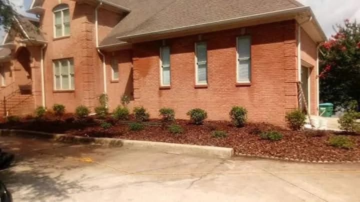 Professional outdoor landscaping in Pell City, AL - Cruz Construction & Do It All Services