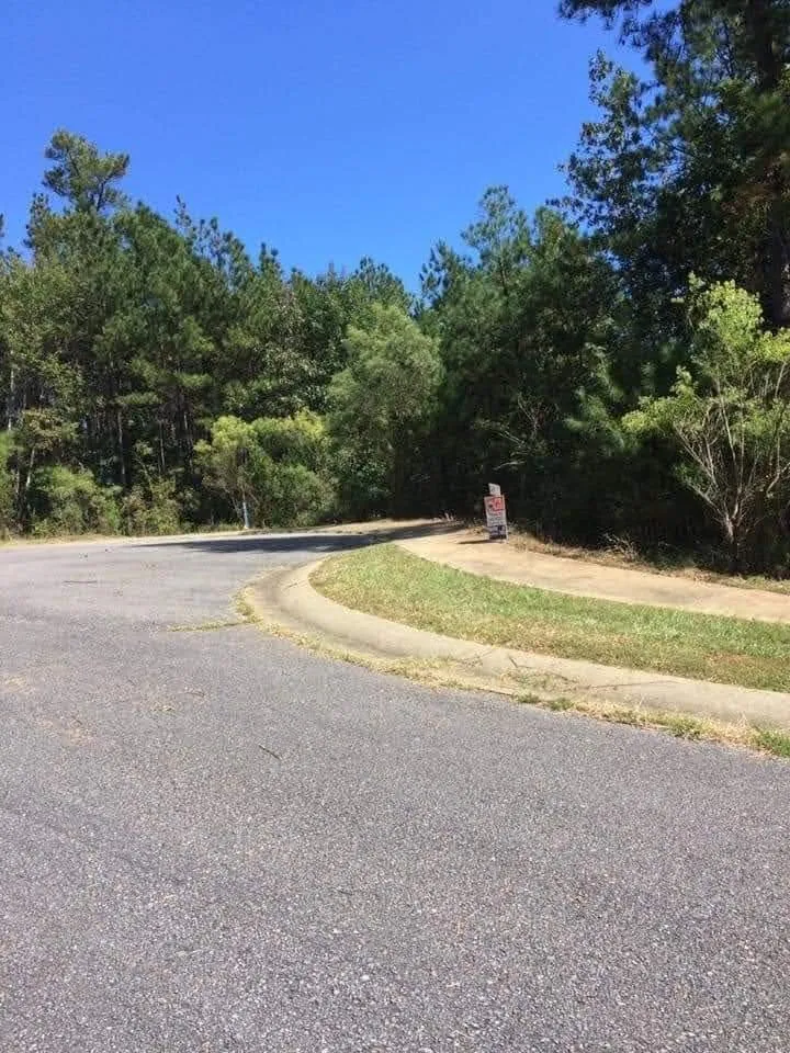 Trusted landscape installation in Pell City, AL by Cruz Construction & Do It All Services