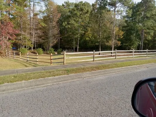 Cruz Construction & Do It All Services Logo