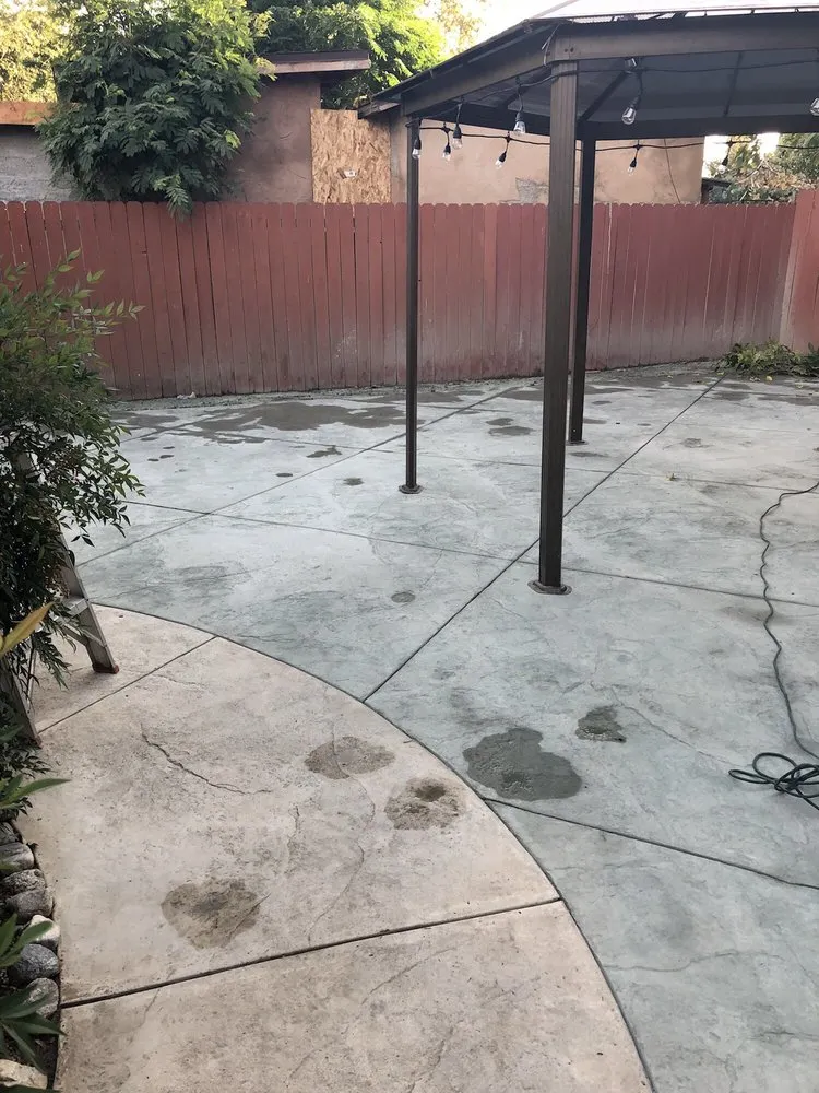 Professional residential landscaping for beautiful yards in Northridge, CA by Cruz Construction & Landscape