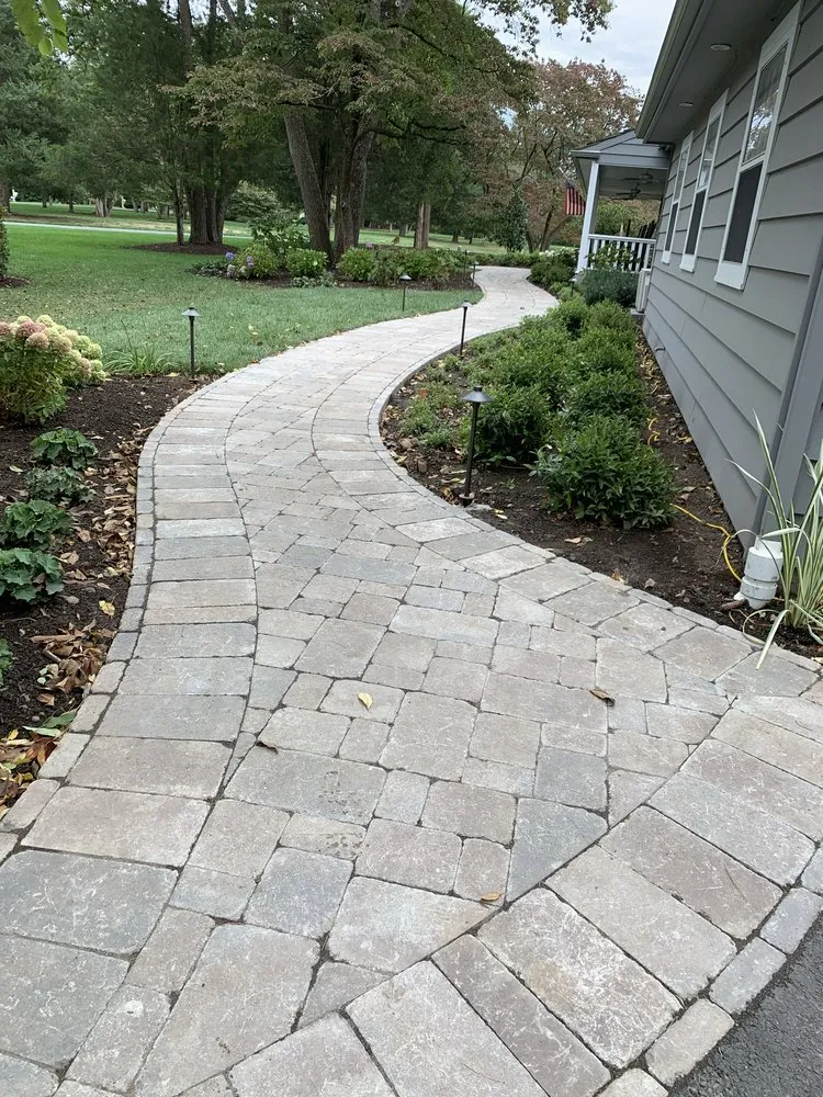 Professional yard cleanup service experts serving Trenton, NJ - Cruz Construction & Masonry